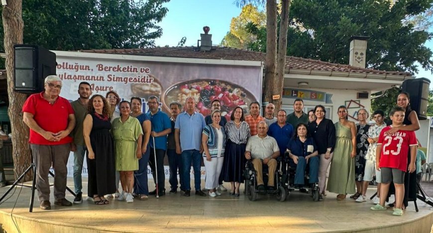 Antalya Muratpaşa’da Geleneksel Aşure Etkinliği Düzenlendi