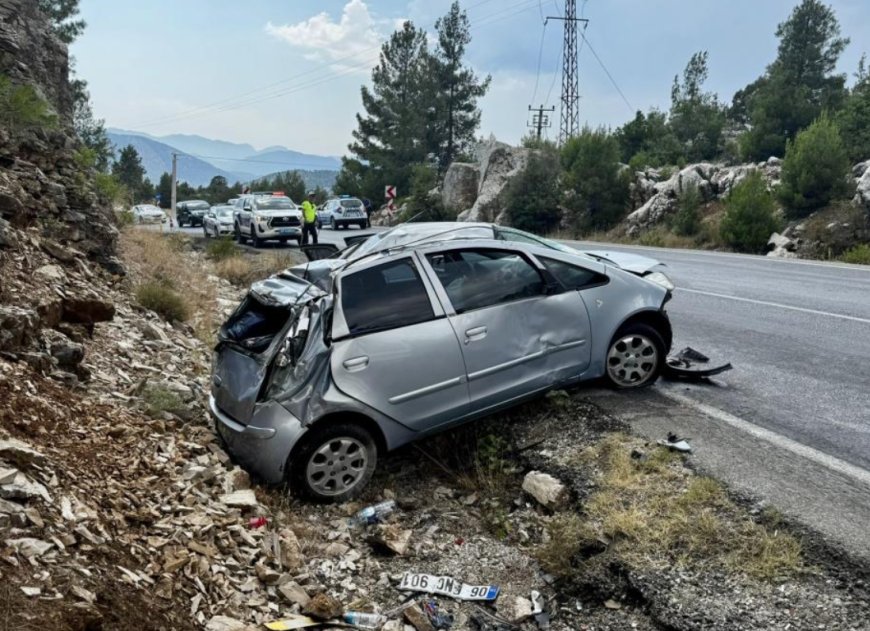 Antalya Akseki’de Kaza: Otomobil Yoldan Çıktı, 5 Yaralı