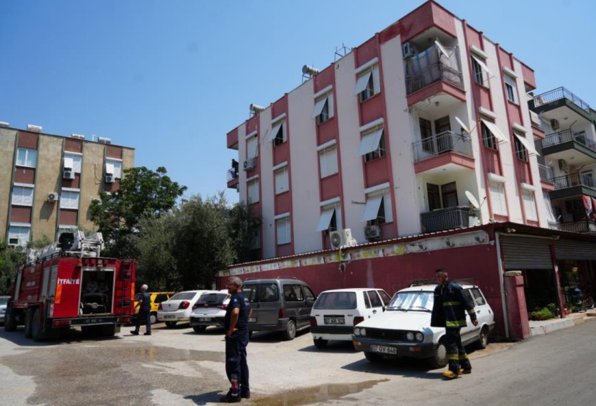 Antalya’da Apartman Dairesinde Korkutan Yangın