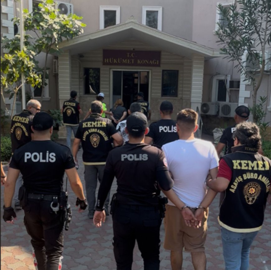 Kemer'de Uyuşturucu Operasyonu: 5 Şüpheli Yakalandı