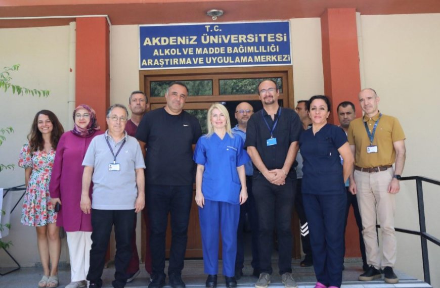 Rektör Özkan, Alkol ve Madde Bağımlılığı Merkezi’ni Ziyaret Etti