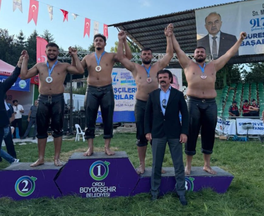 Kemer Belediyesi Güreşçileri Ordu Etabı’ndan Madalyayla Döndü