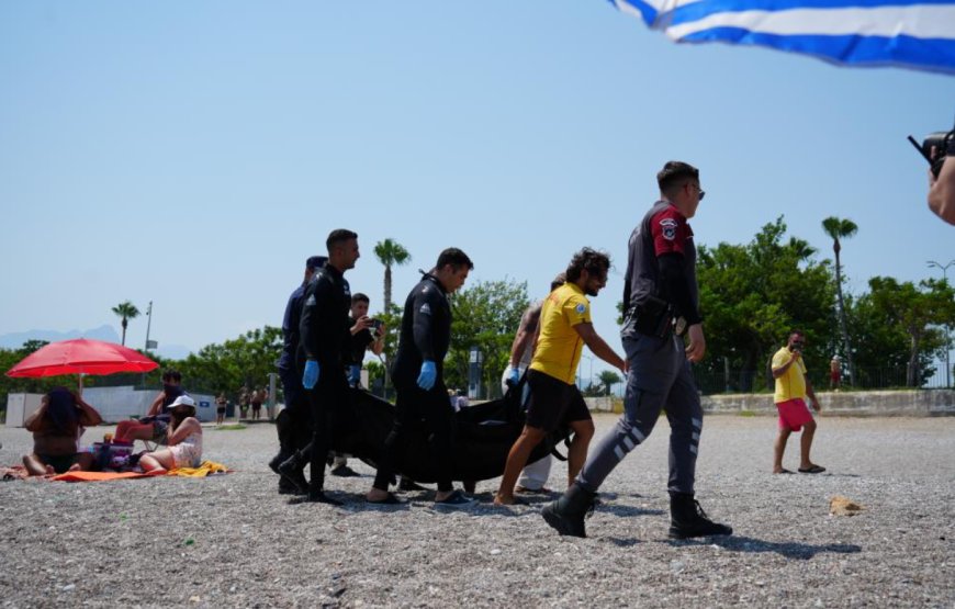 Antalya’da Şüpheli Ölüm: Ceset Sahile Vurdu