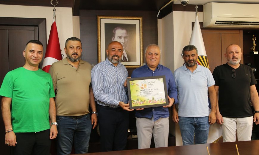ALTSO Başkanı Eray Erdem’e Onursal Üyelik Belgesi