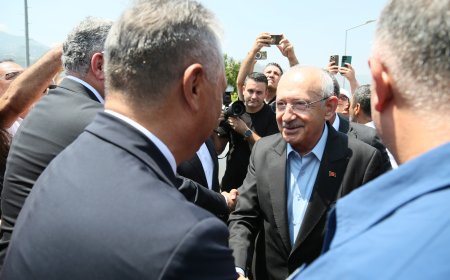 Kemal Kılıçdaroğlu, Tutuklu Belediye Başkanlarını Ziyaret Etti