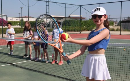 Döşemealtı’na Yeni Tenis Kursu: Büyükşehir’den Spora Destek