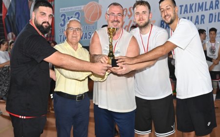 Kumluca’da Basketbol Turnuvasında Şampiyonluk Kupaları Sahiplerini Buldu