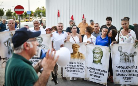 Antalya Müzesi İçin Kültür Nöbetinde Bu Kez ASSİM Dernekleri Vardı