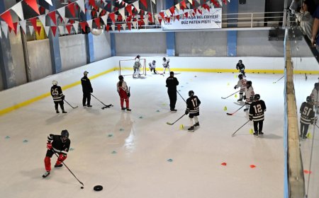 Buz Hokeyi Gelişim Kampı İlk Kez Antalya’da Düzenlendi