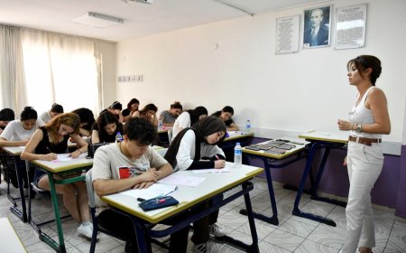 Muratpaşa Belediyesi’nin Ücretsiz Üniversite Hazırlık Merkezi Yeni Öğrencilerini Bekliyor
