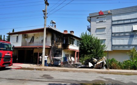 Konyaaltı’nda Soğuk Hava Deposunda Yangın