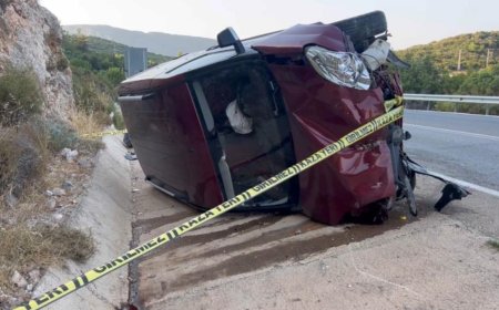 Kaş’ta Kamyonet Şarampole Devrildi: 6 Yaralı