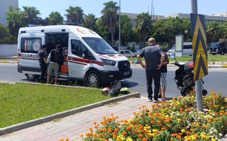 Manavgat'ta Kavşakta Motosikletler Çarpıştı: Bir Kişi Yaralandı