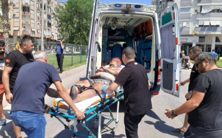 Kumluca'da otomobil ile motosiklet çarpıştı: 1 yaralı