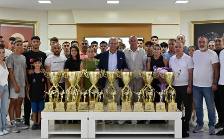 Kepez, 'Kick Boks Şampiyonlar Galası'na Ev Sahipliği Yapıyor