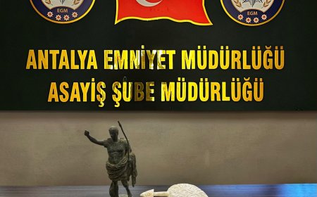 Antalya'da Sahte Tarihi Eserle Dolandırıcılık Operasyonu: 2 Şüpheli Tutuklandı