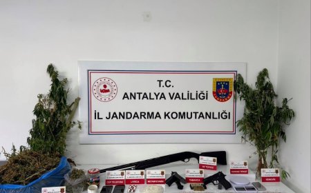 Antalya'da jandarma tarafından yapılan çalışmalarda çok miktarda uyuşturucu ele geçirildi.