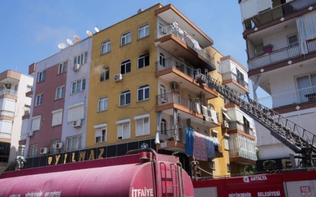 Muratpaşa'da Bir Evde Yangın Çıktı, Polis Soruşturma Başlattı