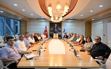 Başkan Vekili Özdemir STK ve muhtar temsilcilerini ağırladı