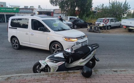 Antalya'da Kaza Yapan Sürücü Hastaneyi Reddetti: 104 Promil Alkollü Çıktı