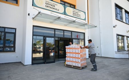 Kemer Belediyesi'nden Öğrencilere Okul Öncesi Kırtasiye Yardımı