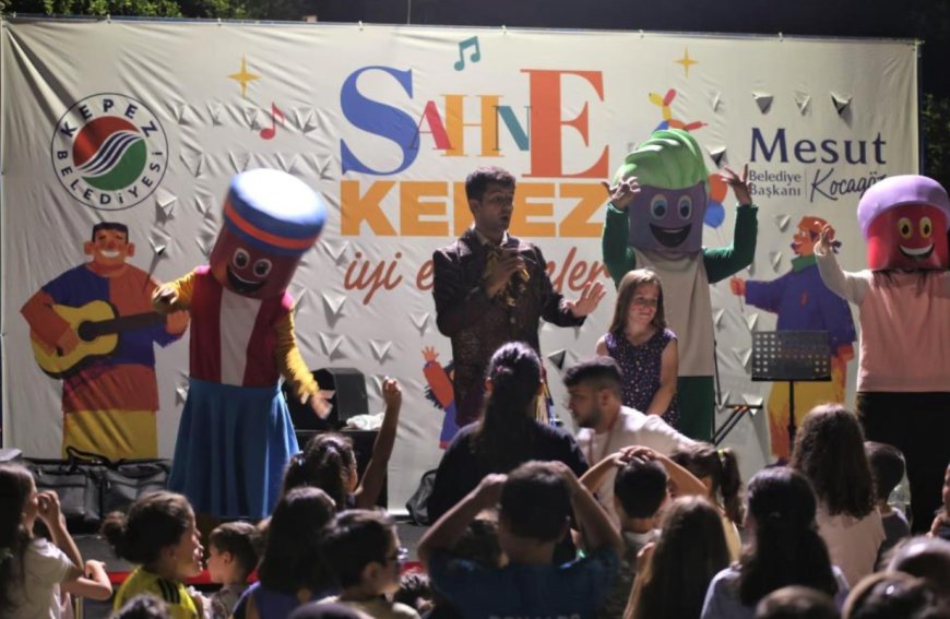 'Sahne Kepez' Etkinlikleri Yeni Emek Mahallesi’ni Renklendirdi