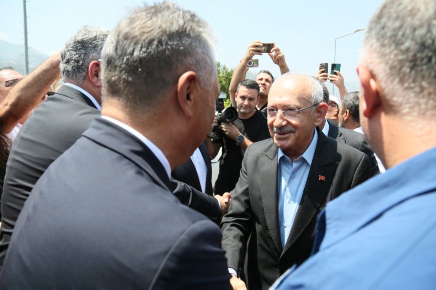 Kemal Kılıçdaroğlu, Tutuklu Belediye Başkanlarını Ziyaret Etti