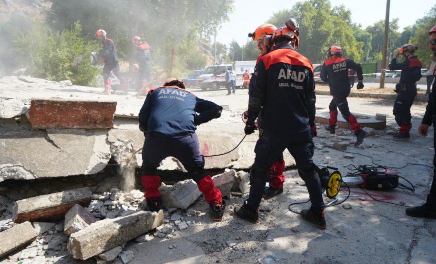 Antalya’da 5,8 Büyüklüğünde Senaryo Depremiyle Tatbikat Gerçekleştirildi