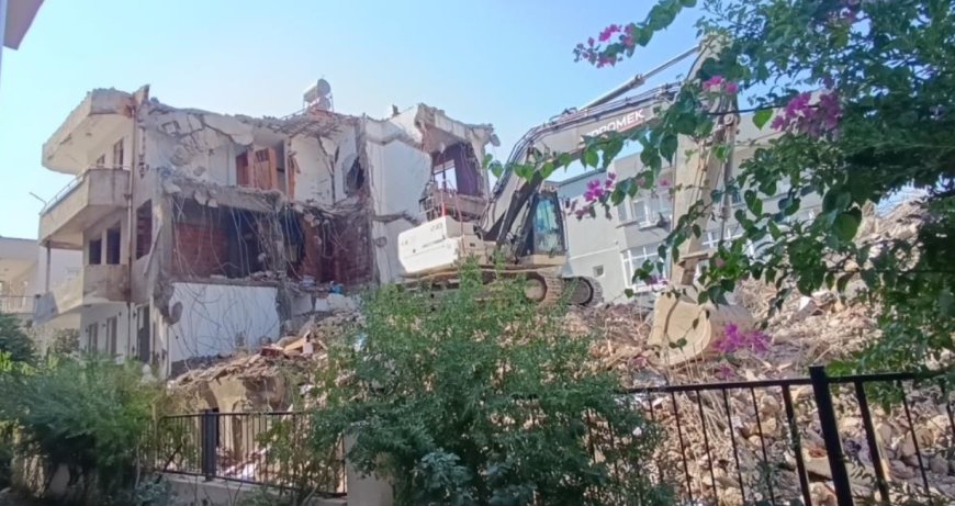 Manavgat’ta Yıkım Alarmı: Vatandaşlar Geçici Olarak Evlerinden Çıkarıldı