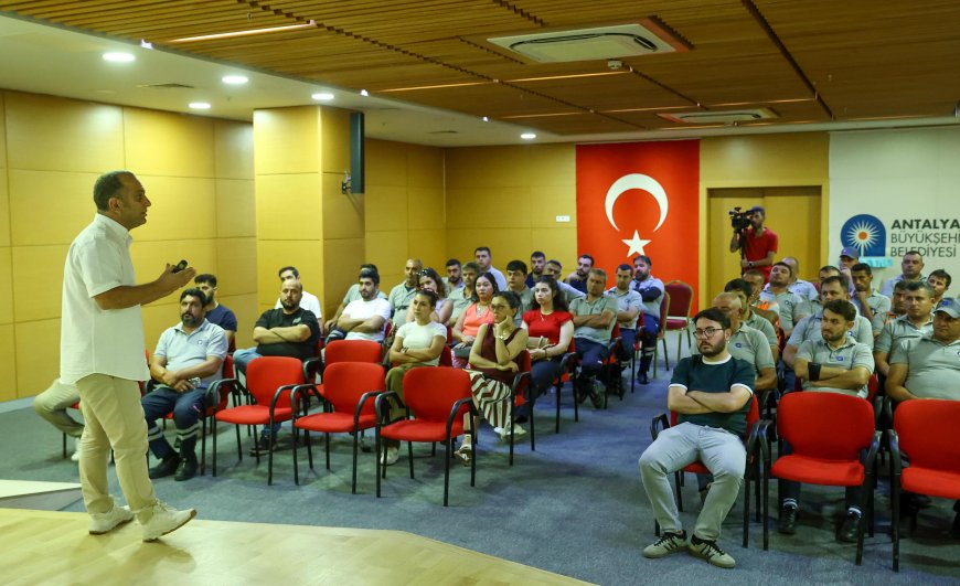 Antalya'da Sivrisineklerle Mücadele Bilimsel Yöntemlerle Sürdürülüyor
