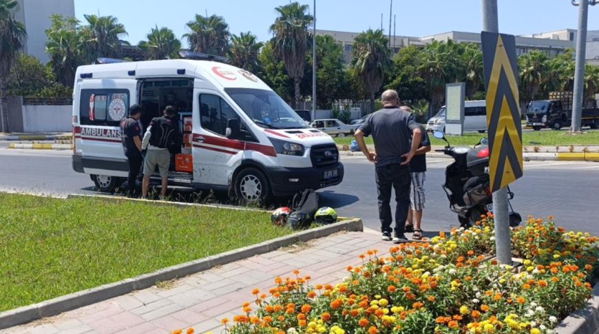 Manavgat'ta Kavşakta Motosikletler Çarpıştı: Bir Kişi Yaralandı