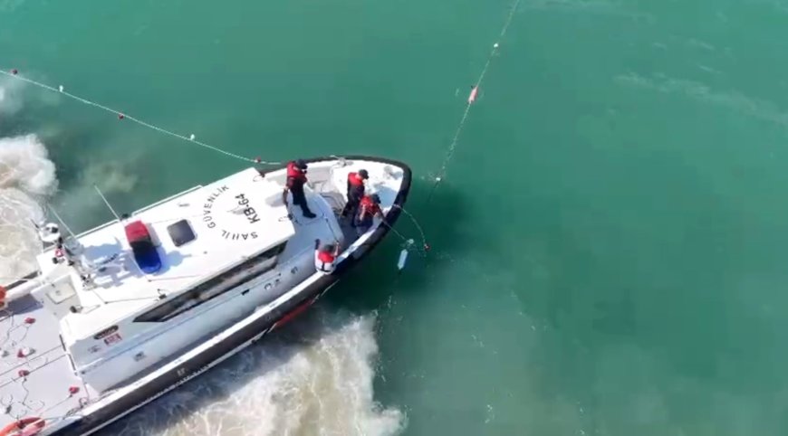 Antalya Sahil Güvenlik, Kaçak Su Sporlarının Önünü Kesti