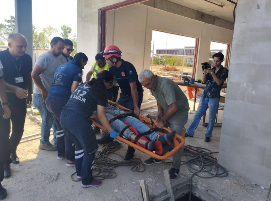Konyaaltı'ndaki İnşaat Kazasında Düşen İşçi Hastaneye Kaldırıldı