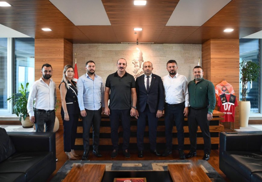 İşçiye ve Emeğe Saygı: Konyaaltı'nda Sendika ve Belediye Elele