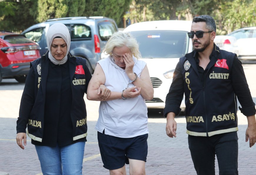 Antalya'da Korkunç Olay: Rus Eş Tarafından Bıçaklanan Adam 3 Gün Sonra Hayatını Kaybetti