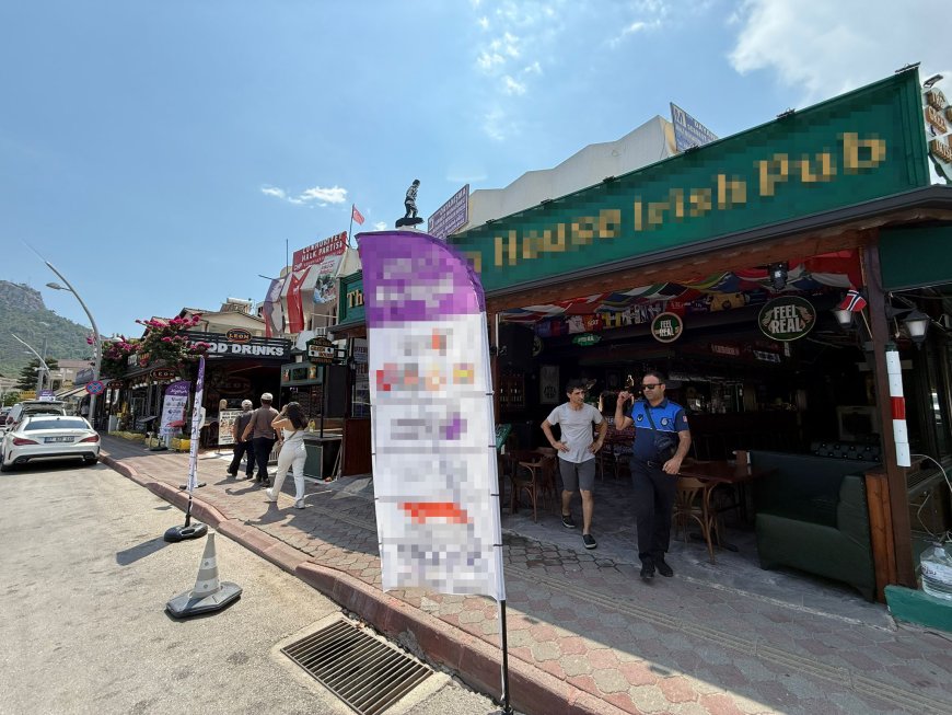 Kemer'de Kaldırım İşgallerine 'Dur' Denildi: Zabıta Ekipleri Denetimlere Başladı