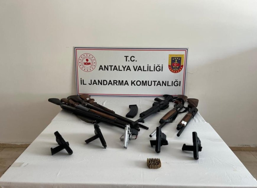 Serik’te kaçak silah operasyonu