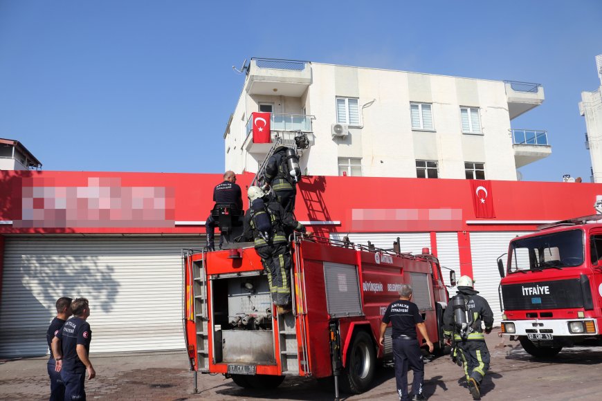 Tekstil atölyesinde korkutan yangın