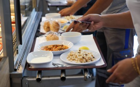 Antalya'da Ucuz, Sağlıklı ve Lezzetli Yemek: Kent Lokantaları Vatandaşın Yüzünü Güldürdü