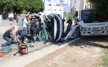 Kumluca'da Kaza: Temizlik Aracına Çarpan Hafif Ticari Araçta 1'i Ağır 5 Kişi Yaralandı
