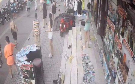 Alanya'da Esnaf ve İngiliz Turistler Arasında Taşlı Sopalı Kavga!