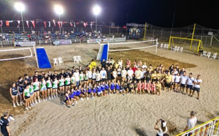 Manavgat Belediyesi'nin Düzenlediği Plaj Voleybolu Turnuvası Başladı