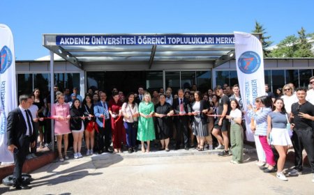 Türkiye'nin En Çok Tercih Edilen Üniversitelerinden Biri Oldu: Akdeniz Üniversitesi'nden Çifte Zafer