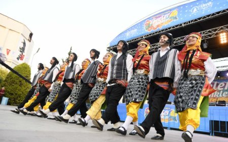 Antalya'da Yöreler Renkler Festivali Başlıyor: Türkiye'nin Tüm Renkleri Muratpaşa'da Buluşuyor