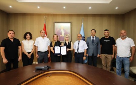 Akdeniz Üniversitesi'nden Konyaaltı Muhtarlarına Ücretsiz Eğitim Desteği