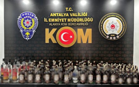 Antalya'da Bir Haftada Milyonluk Kaçak Ürün Ele Geçirildi