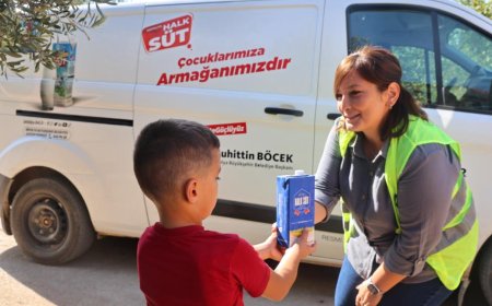 Antalya'da 525 Bin Litre Süt Miniklerle Buluştu: 'Halk Süt Projesi' Büyüyor