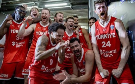 Ay-Yıldızlılar Finali Kaybetti ama Gönüllerin Şampiyonu Oldu