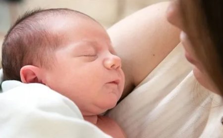 Emzirme Sadece Bebeğe Değil, Anneye de Şifa Veriyor