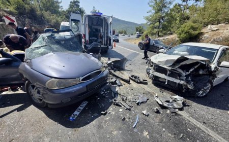 Akseki-Manavgat Yolu'nda Kaza: 8 Kişi Yaralandı